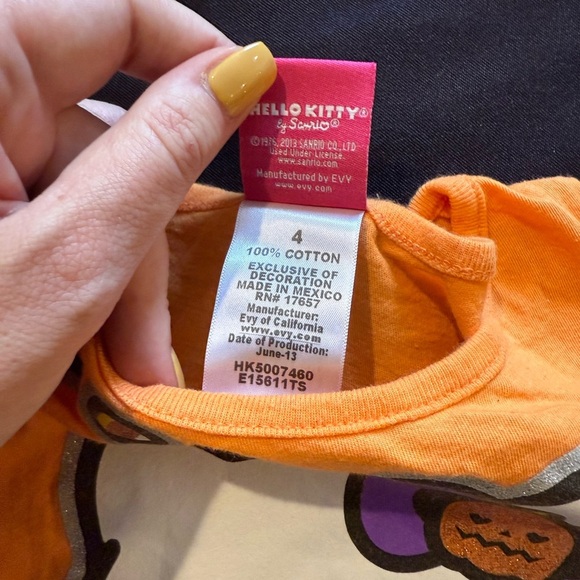 Hello Kitty Kids Halloween Orange T-Shirt - Picture 3 of 4